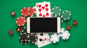 Comparing Traditional And Online Baccarat Playing Experiences Today